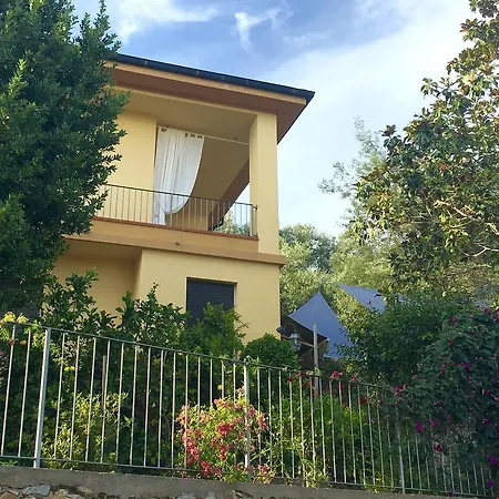 Villa Lucrezia - Dimora In Suvereto Suites&Apartments